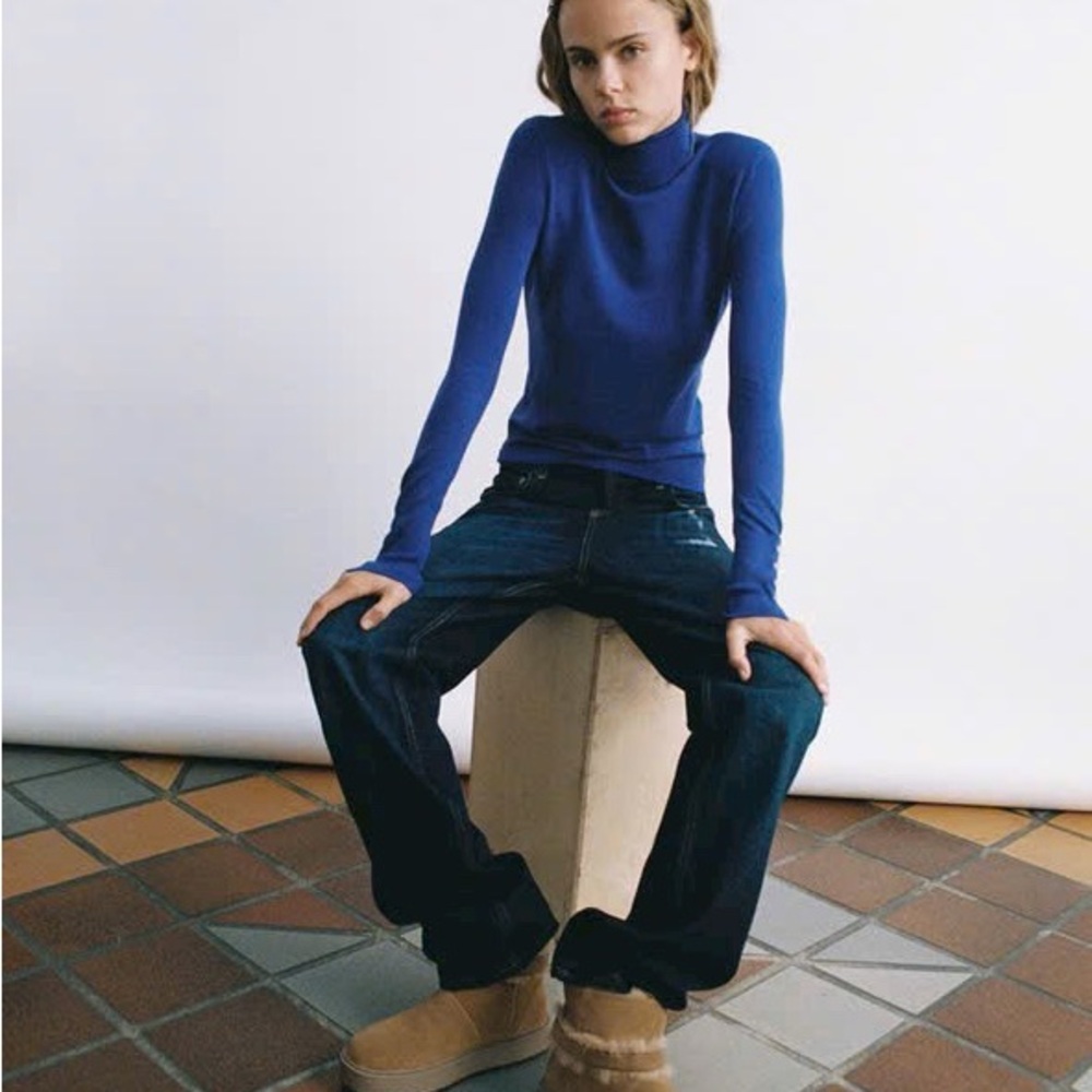 Zara turtleneck Women's Blue Knit sweater size XS, S, M